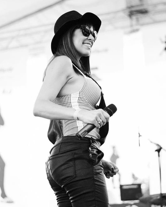 Mayela Cantante